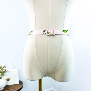 Oscar De La Renta English Rose Belt